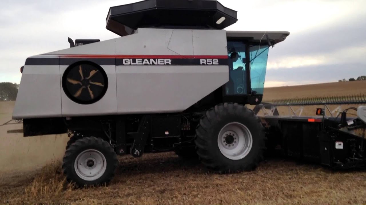 gleaner r52 specifications weight